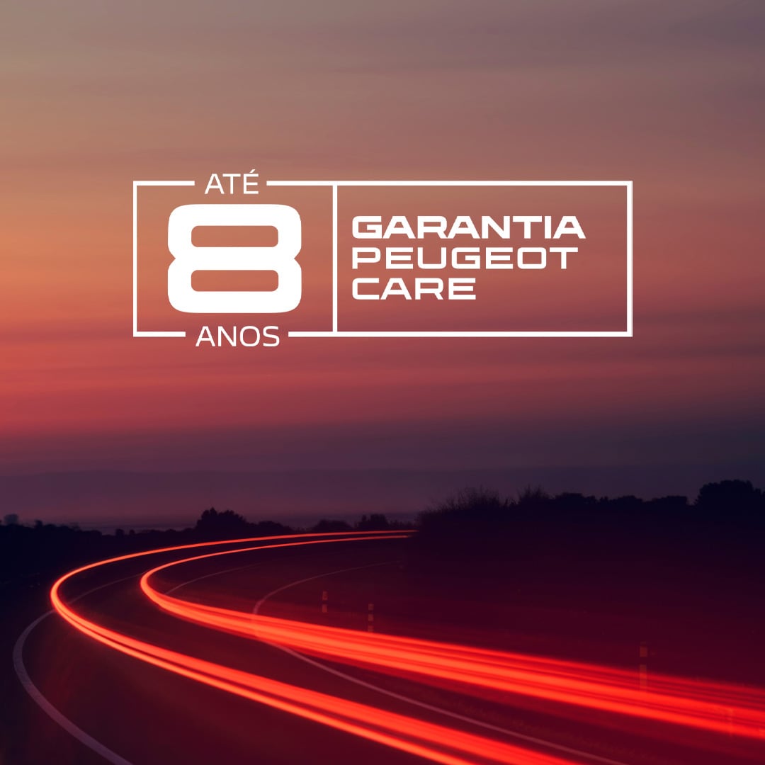 Novo PEUGEOT E‑208 GTi em ambiente rodoviário