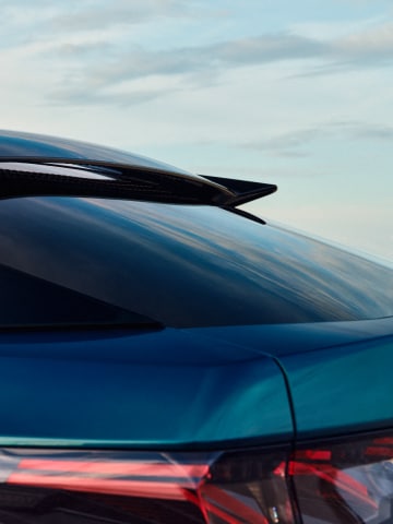PEUGEOT E-3008 Azul Obsession spoiler flutuante