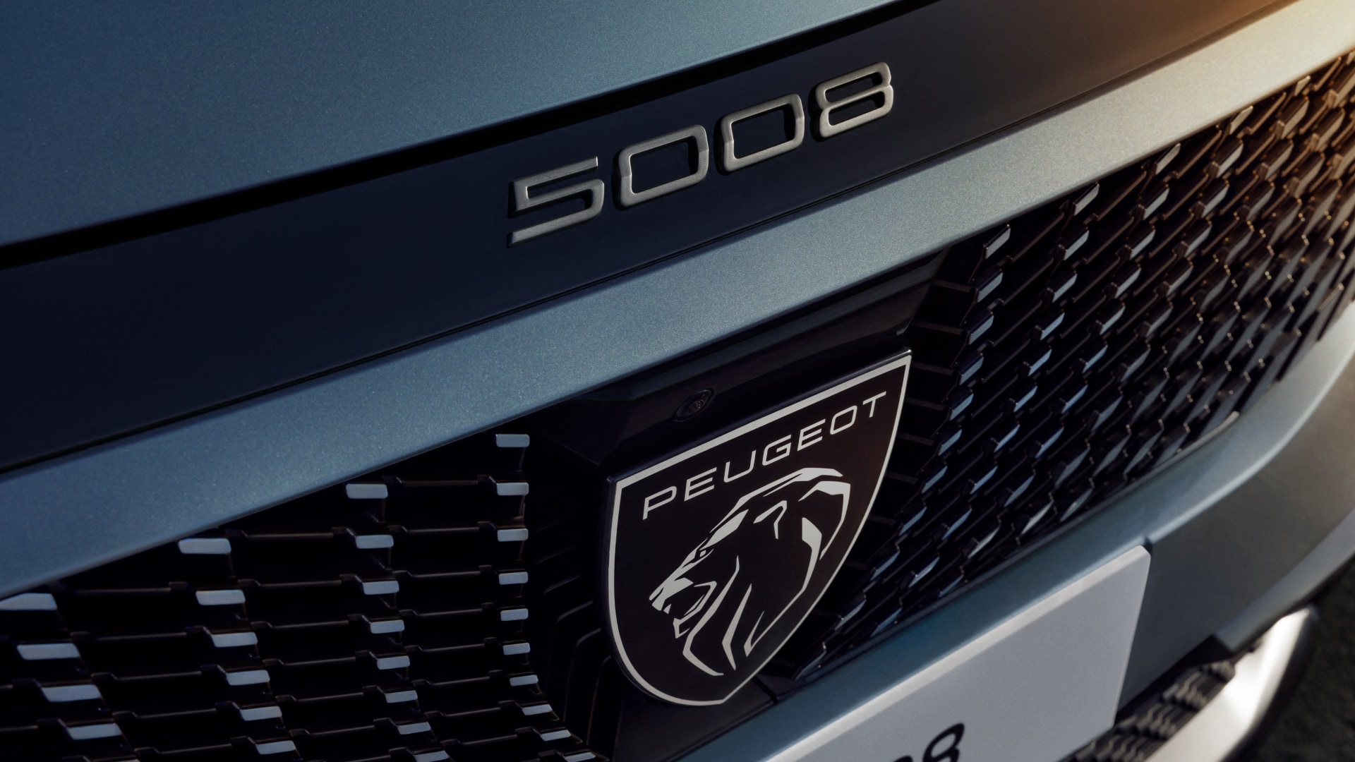 PEUGEOT 5008 Híbrido vista frontal