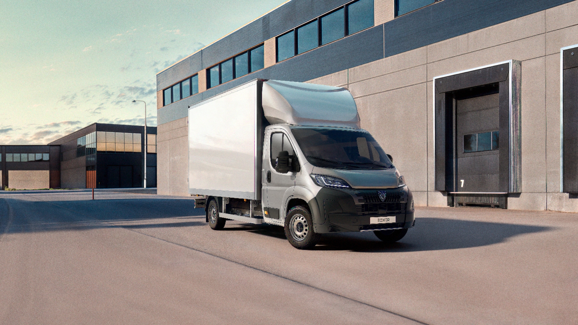 PEUGEOT Boxer Cargo Box vista frontal